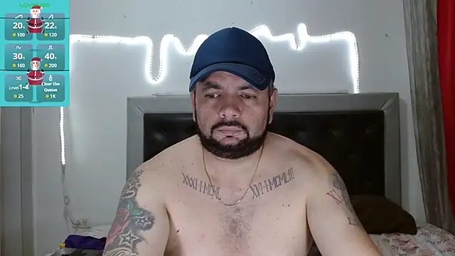 Snapshot of perverseveteranmanxxx chatting on December 3, 4:42 am perverseveteranmanxxx online show from December 3, 4:42 am