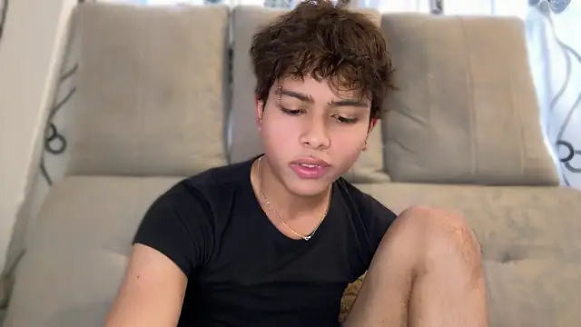 Snapshot of DanteSaint chatting on June 13, 3:32 pm DanteSaint online show from June 13, 3:32 pm