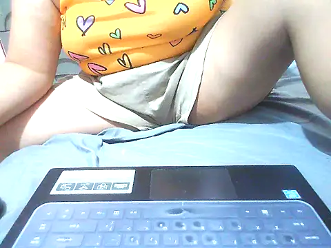 xsweetlover69x online show from June 17, 6:16 am
