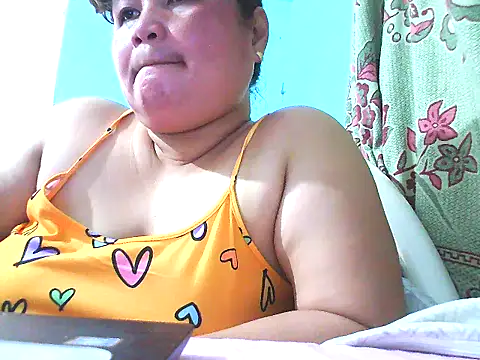xsweetlover69x online show from July 9, 4:38 am
