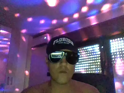 crystal 303matt online show from July 29, 4:16 pm