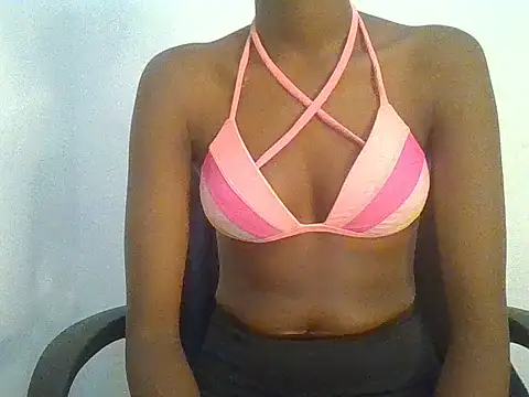 Snapshot of Roybaee chatting on May 31, 9:05 pm Roybaee online show from May 31, 9:05 pm