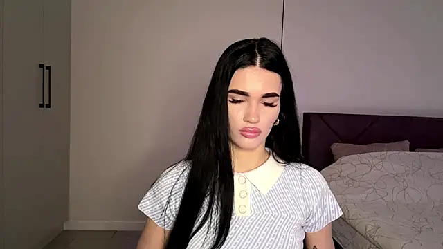 KarieEgge online show from June 9, 3:12 pm