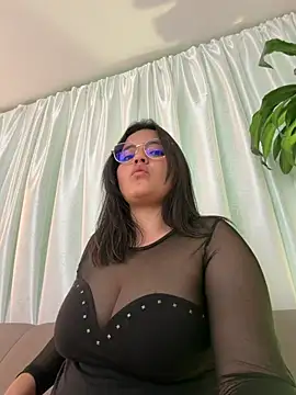 cata cat online show from June 12, 3:00 pm