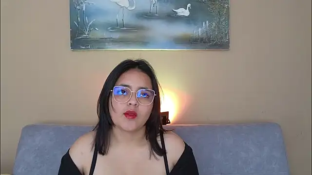 cata cat online show from June 17, 4:52 pm