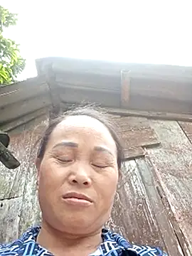 Nana-AsianWet online show from May 12, 7:38 am