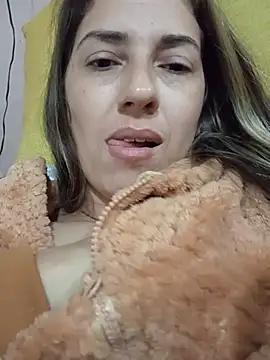 Snapshot of sweet_tifani chatting on June 14, 7:05 pm sweet tifani online show from June 14, 7:05 pm