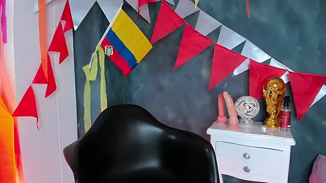 Beautyebony  online show from June 25, 11:59 am