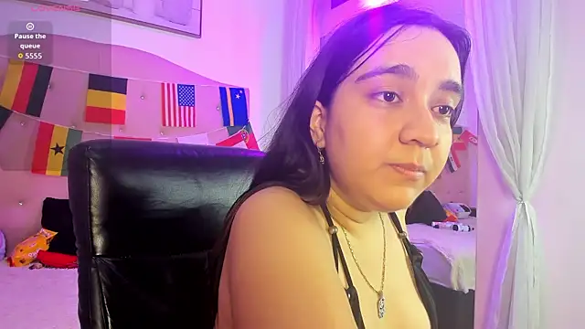 scarlet hans online show from June 28, 12:00 pm