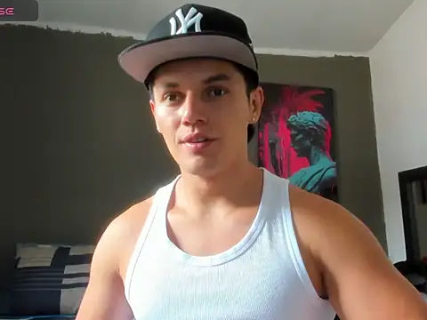 Snapshot of Erick_Wallace chatting on June 5, 6:02 pm Erick Wallace online show from June 5, 6:02 pm