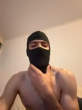 Snapshot of Z-man- chatting on May 12, 1:14 am Z-man- online show from May 12, 1:14 am