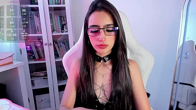Snapshot of AgathaBlair chatting on June 1, 4:20 pm AgathaBlair online show from June 1, 4:20 pm