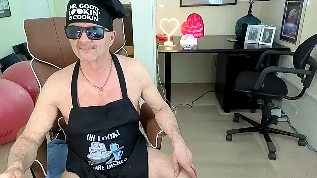 hotdadbod online show from October 7, 9:01 pm