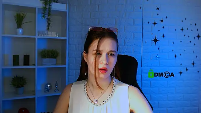 angie foxy1 online show from June 1, 7:15 pm