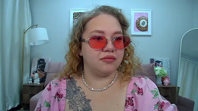 DianaKristol online show from June 27, 6:13 pm