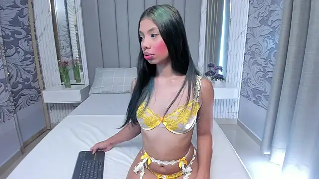doll skinny18 online show from June 11, 1:20 pm