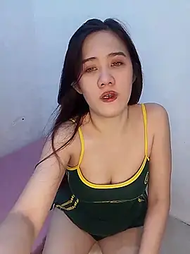 sweetmiyukiki online show from June 18, 5:19 am