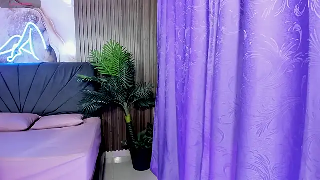 Kiara tay online show from June 15, 3:20 am