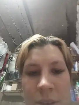Snapshot of Tikitavi25 chatting on June 11, 3:15 am Tikitavi25 online show from June 11, 3:15 am