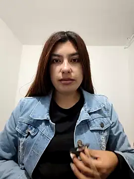 cutetemari online show from June 12, 2:10 am