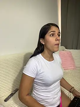 Snapshot of Isa_steele chatting on June 29, 8:31 pm Isa steele online show from June 29, 8:31 pm