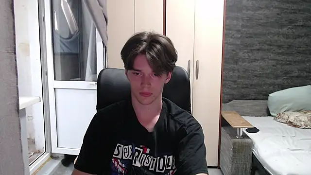 arthur   king online show from July 3, 12:44 pm