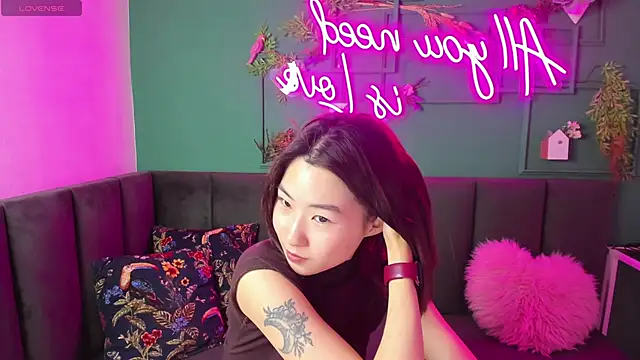 Runi Asian online show from June 19, 1:21 am