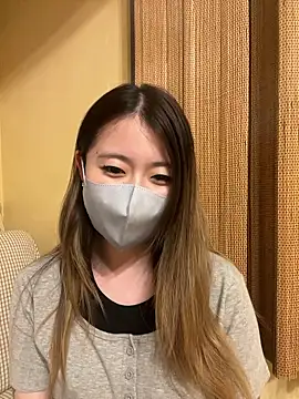 Snapshot of sara-n_n chatting on May 16, 2:16 pm sara-n n online show from May 16, 2:16 pm