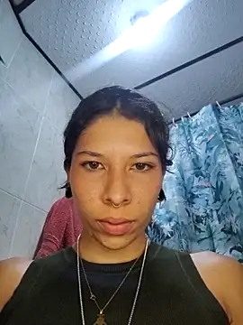 Snapshot of MelanyMo_on chatting on June 15, 2:14 am MelanyMo on online show from June 15, 2:14 am
