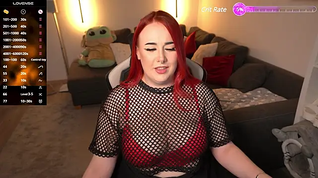 Snapshot of littleEve chatting on December 5, 3:50 pm littleEve online show from December 5, 3:50 pm