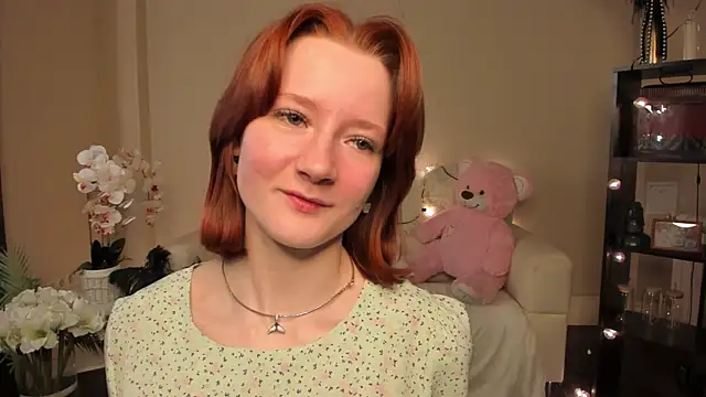 Snapshot of LallyLally_ chatting on May 16, 3:11 pm LallyLally online show from May 16, 3:11 pm
