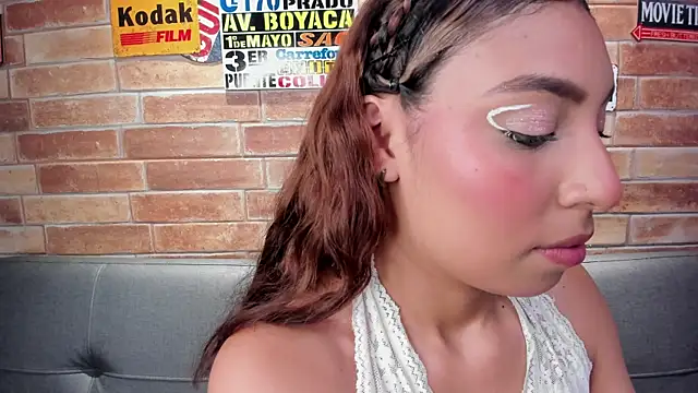 foxy antonela online show from June 24, 2:43 am