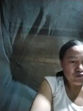 Snapshot of Caily-ly chatting on June 16, 2:30 pm Caily-ly online show from June 16, 2:30 pm
