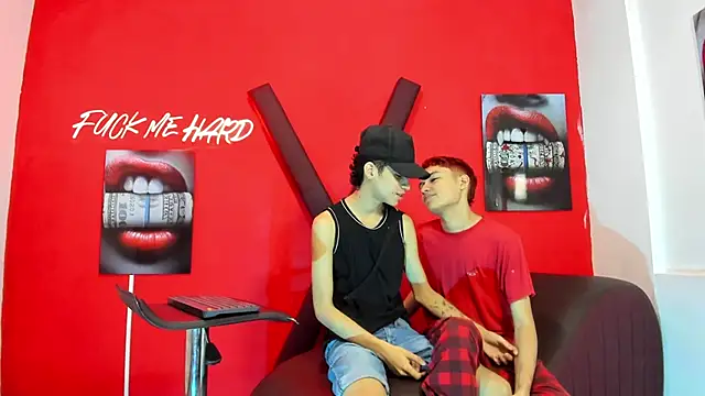 KING LOVERS1 online show from May 17, 7:28 am