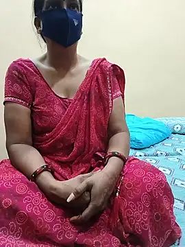 Snapshot of sweety_rajput chatting on May 15, 5:47 am sweety rajput online show from May 15, 5:47 am