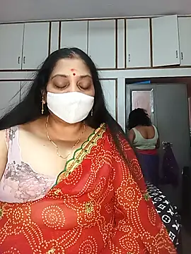 Snapshot of Kannada_telugu_lesbians chatting on May 26, 6:59 pm Kannada telugu lesbians online show from May 26, 6:59 pm