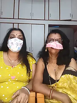 Snapshot of Kannada_telugu_lesbians chatting on June 6, 4:50 am Kannada telugu lesbians online show from June 6, 4:50 am