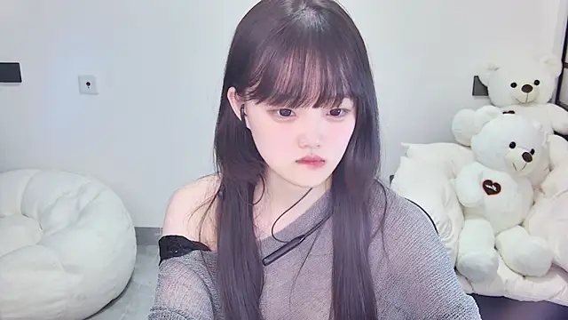 Snapshot of Evil-Bunny007 chatting on June 18, 12:42 pm Evil-Bunny007 online show from June 18, 12:42 pm