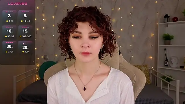 Kira  Fluffy online show from June 14, 12:08 am