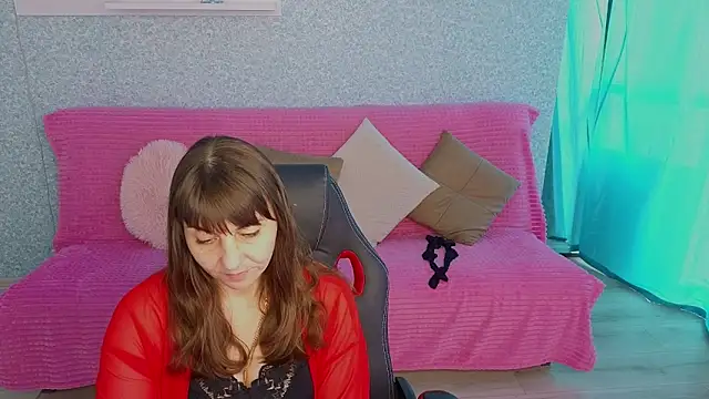 Snapshot of StelaDream chatting on June 11, 9:29 am StelaDream online show from June 11, 9:29 am