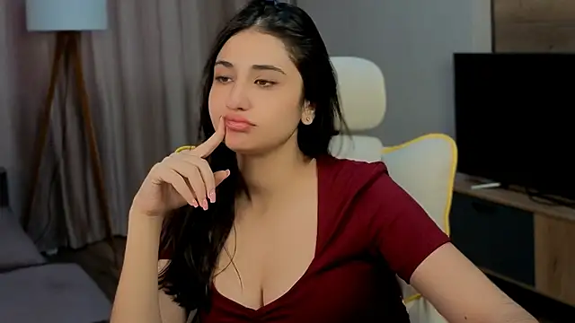 honeylanaa online show from June 20, 4:15 am