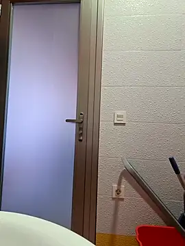 Lucycamxxx7 online show from May 19, 9:48 am
