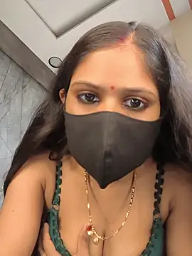 Snapshot of kaira_noty chatting on May 27, 10:34 am kaira noty online show from May 27, 10:34 am