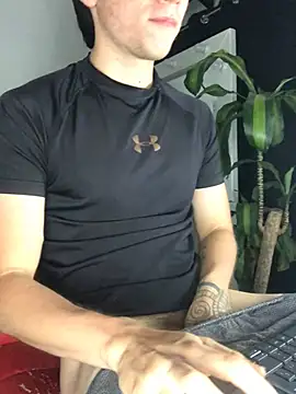 Snapshot of Salvatore_angelo chatting on May 23, 5:01 am Salvatore angelo online show from May 23, 5:01 am