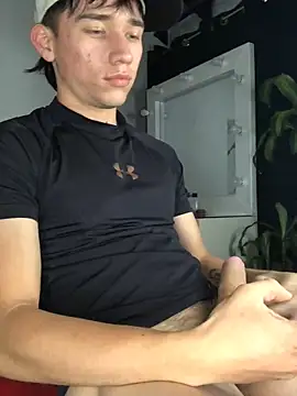Snapshot of Salvatore_angelo chatting on May 26, 3:35 am Salvatore angelo online show from May 26, 3:35 am