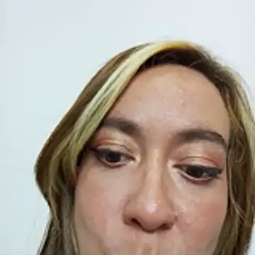 Snapshot of kimikkoh chatting on August 4, 1:42 am kimikkoh online show from August 4, 1:42 am