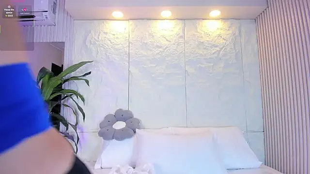 Snapshot of Dulce_Vict chatting on June 19, 3:55 am Dulce Vict online show from June 19, 3:55 am