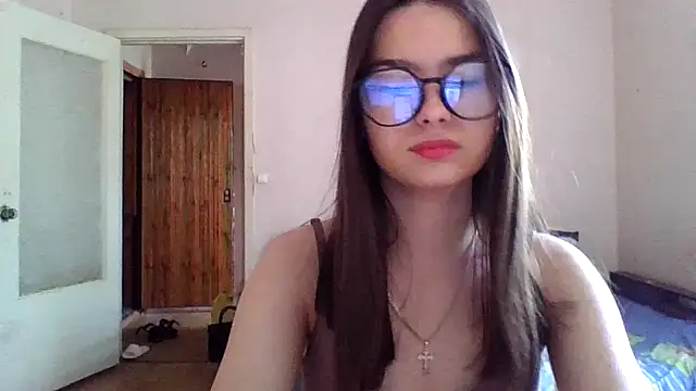 Snapshot of Bellochka201 chatting on July 7, 8:51 am Bellochka201 online show from July 7, 8:51 am