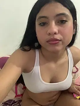 Snapshot of Paula-sinz chatting on May 25, 11:33 pm Paula-sinz online show from May 25, 11:33 pm