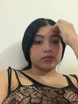 Snapshot of Paula-sinz chatting on May 26, 9:55 pm Paula-sinz online show from May 26, 9:55 pm